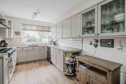 50 Wolverhampton Road, Kingswinford, DY6 7JB