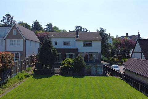 4 bedroom detached house for sale, Eleven Acre Rise, Loughton IG10