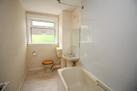 2 bedroom flat to rent, Robson Court, Hawick