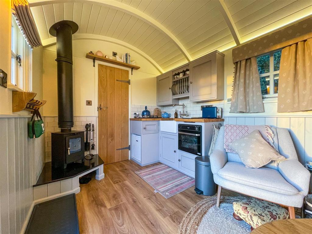 Parry Shepherds Hut-9.jpg