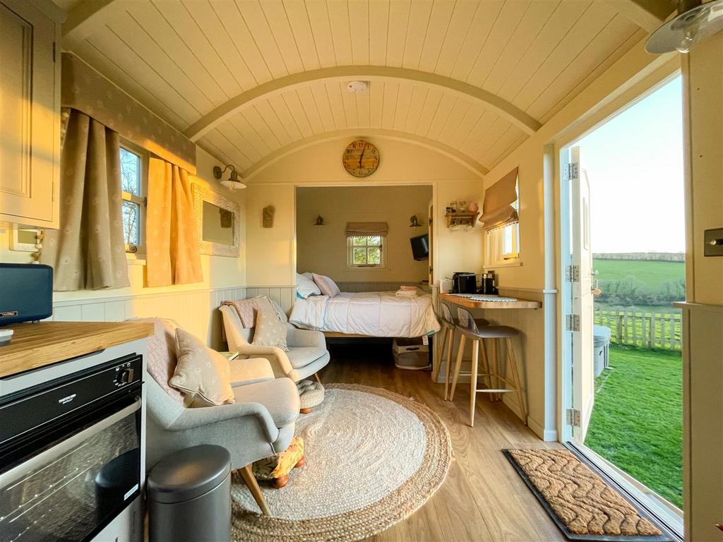 Parry Shepherds Hut-2.jpg