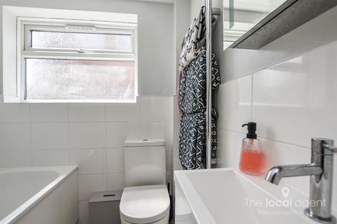 23 Hereford Close, Epsom, KT18 5DZ