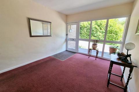 Flat 8, Cedarwood Four Oaks Road, Sutton Coldfield, B74 2SH