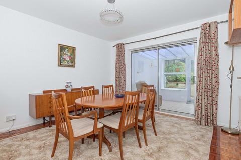 3 bedroom chalet for sale, The Street, Lancing