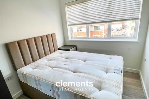 1 bedroom apartment to rent, 5 Clifton Court, Hemel Hempstead HP3