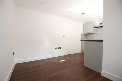 2 bedroom apartment to rent, Old Bank Apartments, Victoria Road, Netherfield, Nottingham