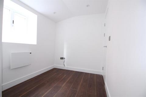 2 bedroom apartment to rent, Old Bank Apartments, Victoria Road, Netherfield, Nottingham