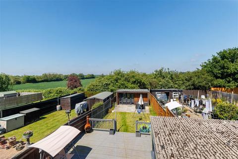 41 Queens Road, North Weald, Epping, CM16 6JE