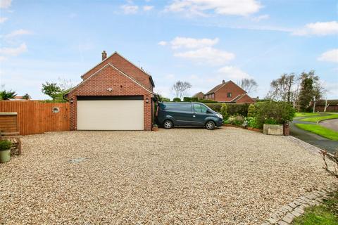 4 bedroom detached house for sale, Highfield Close, Foston, Grantham