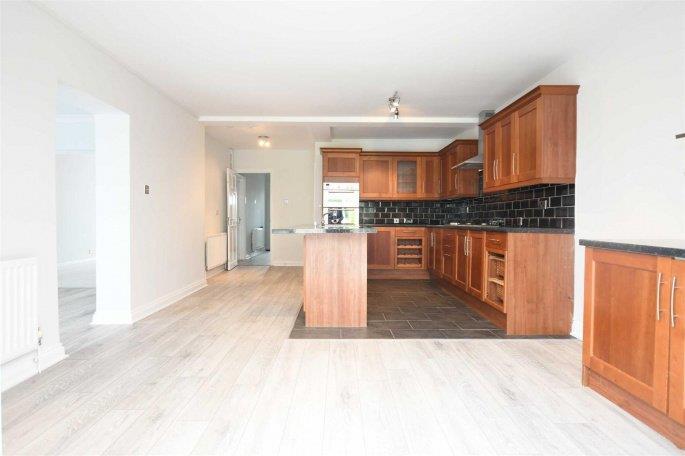 Extended kitchen/breakfast room