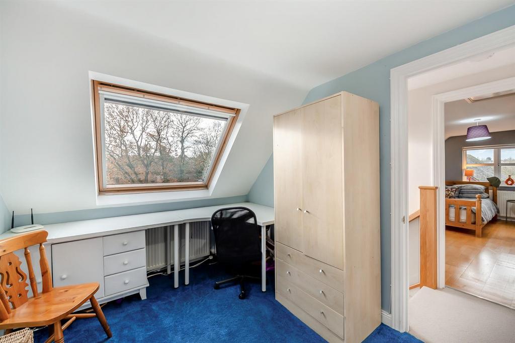 8579825-interior24.jpg