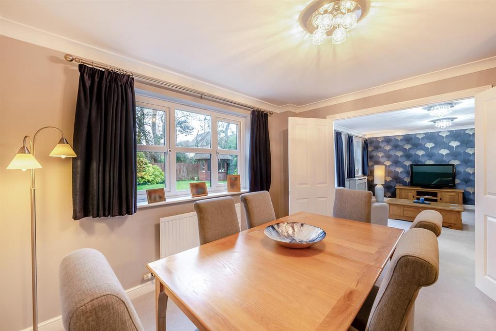 8579825-interior07.jpg