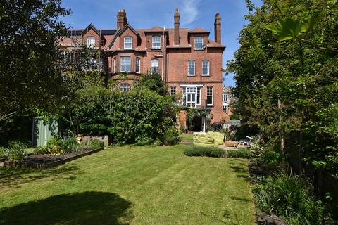 2 bedroom flat for sale, Cumberland Gardens, St. Leonards-On-Sea