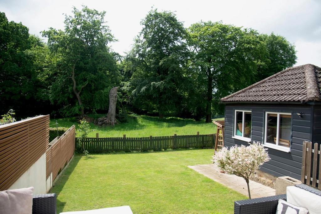 Garden.jpg