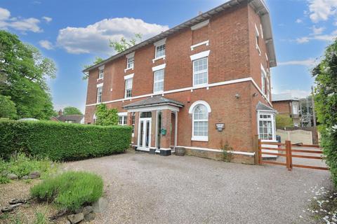 6 bedroom semi-detached house for sale, Longton Road, Stone