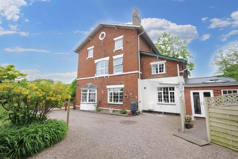 6 bedroom semi-detached house for sale, Longton Road, Stone