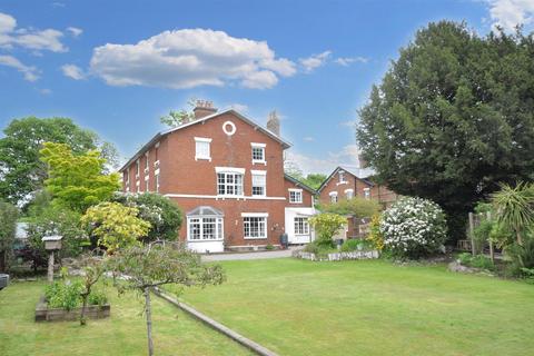 6 bedroom semi-detached house for sale, Longton Road, Stone