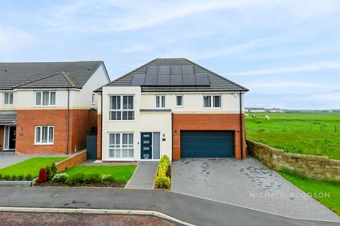 5 bedroom detached house for sale, Range View, Whitburn, Sunderland