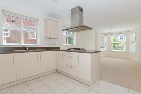 2 bedroom flat for sale, St. Botolphs Road, Worthing