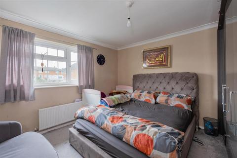 97 Pemberton Road, Slough, SL2 2LA