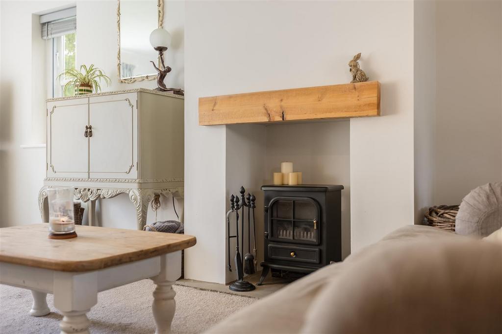 Dale Cottage Sitting Room-3[1].jpg