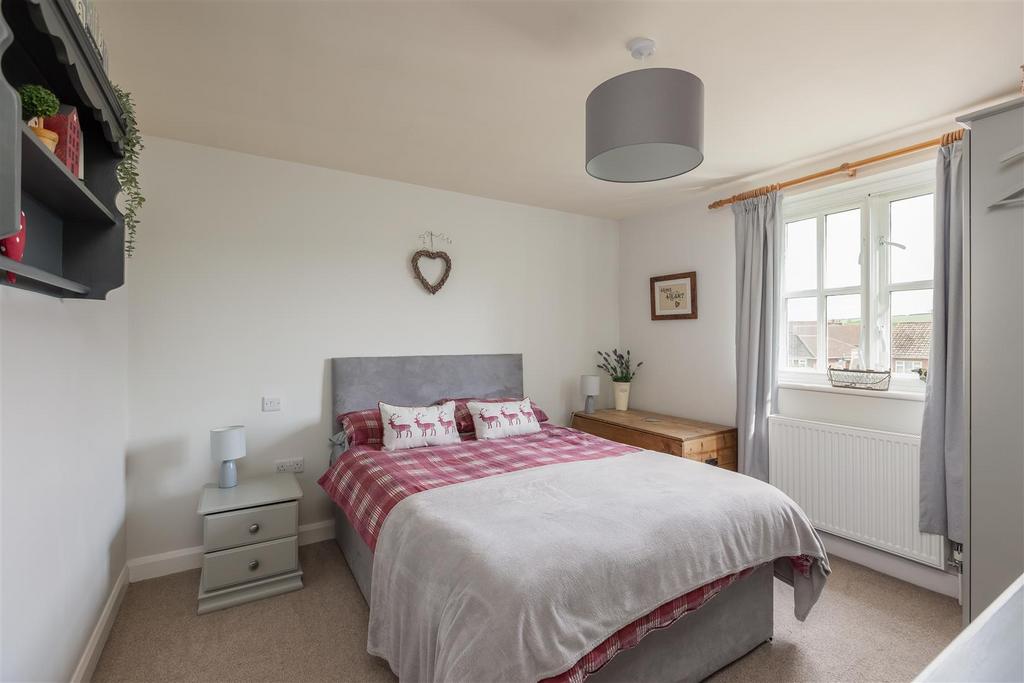 Dale Cottage Bedroom 2[1].jpg
