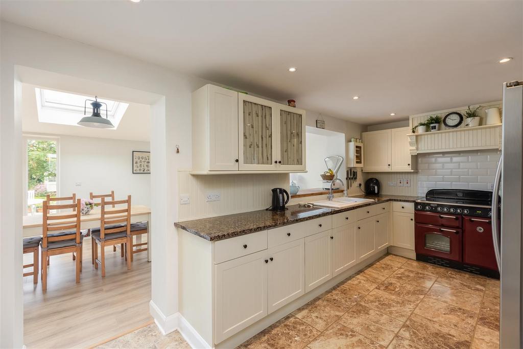 Dale Cottage Kitchen-1[1].jpg