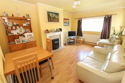 2 bedroom maisonette for sale, Queens Grove Road, North Chingford