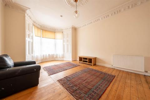 2 bedroom flat for sale, Clepington Road, Dundee