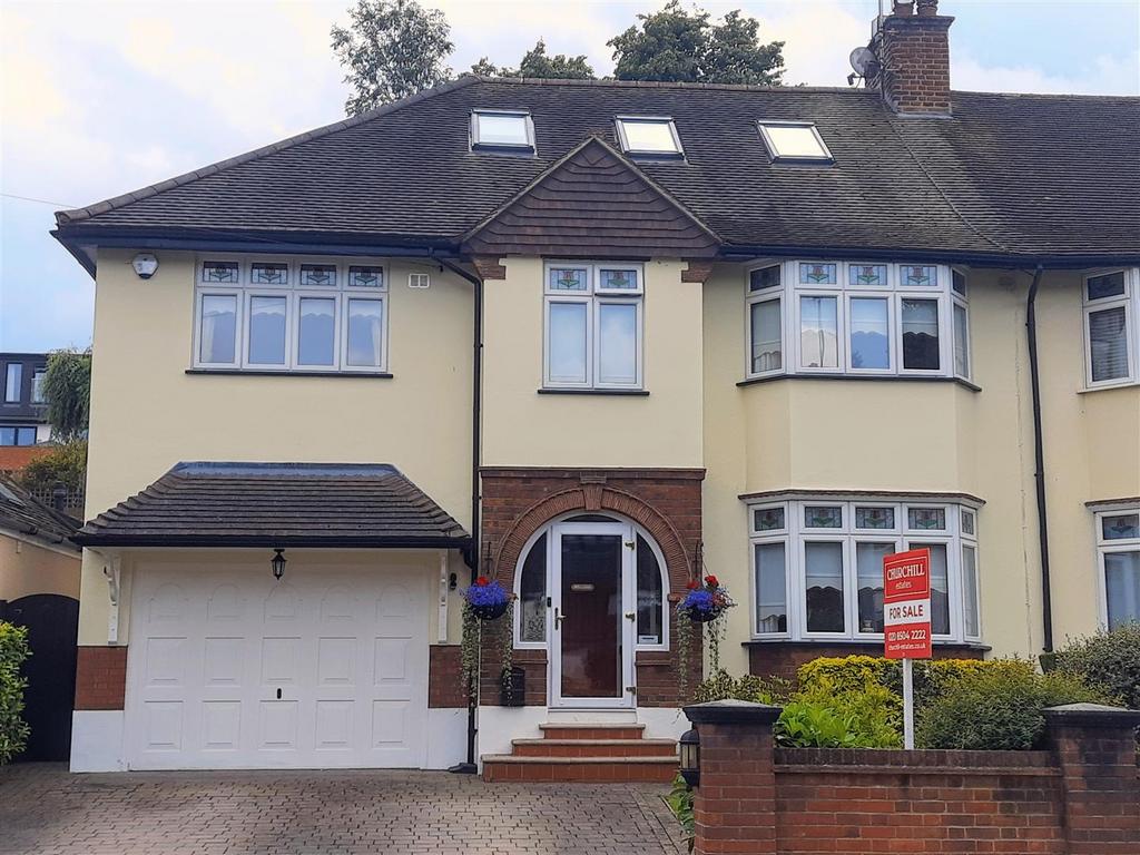Amberley Road, Buckhurst Hill 5 bed semidetached house for sale £
