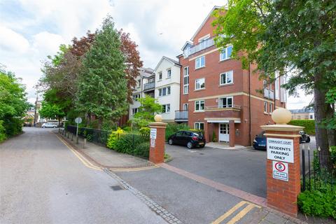 1 bedroom apartment for sale, Alma Road, Windsor