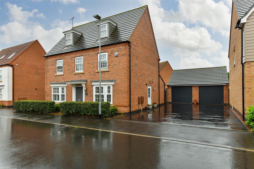 Poppy Close, Cotgrave, Nottingham 5 bed detached house for sale £550,000
