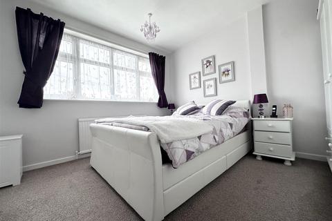 4 Broomleys, Countesthorpe, Leicester, LE8 5RW