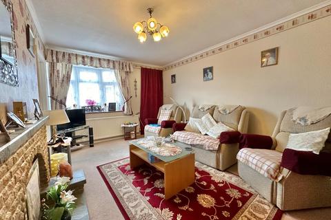 11 Grasscroft, Northampton, NN2 8QH