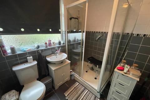 3 bedroom end of terrace house for sale, West Avenue, Wolverhampton WV11