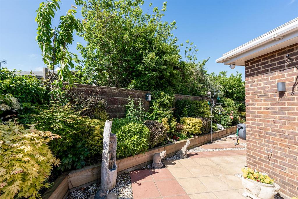 West Facing Rear Garden