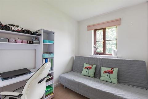 Flat 7, Tattershall Court Osbourne Road, Dartford, DA2 6RU