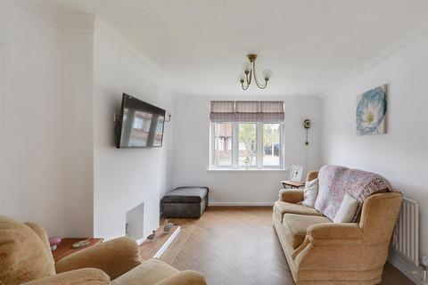 4 bedroom detached house for sale, West Avenue, Stapleford