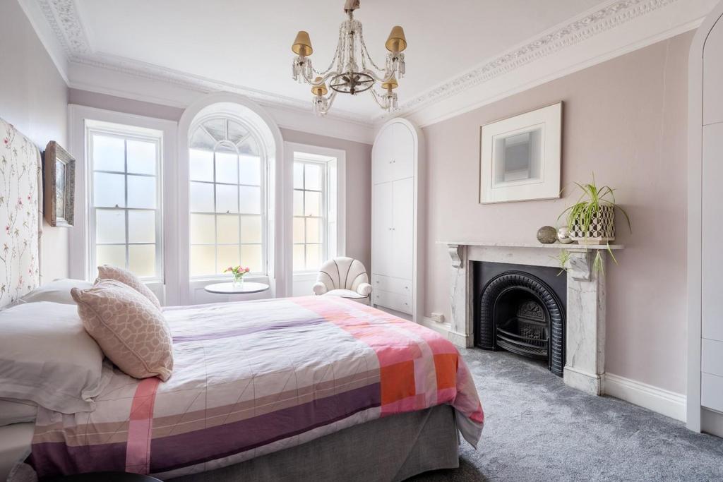 Flat B Lambridge Grange BA1 8 BE-15.jpg