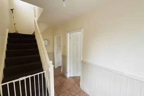 3 bedroom detached house for sale, Meinciau Road, Mynyddygarreg, Kidwelly