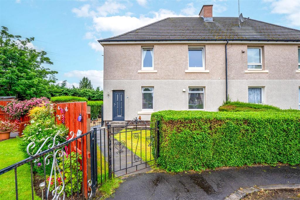 Lloyd Avenue, Glasgow G32 2 bed flat - £79,995