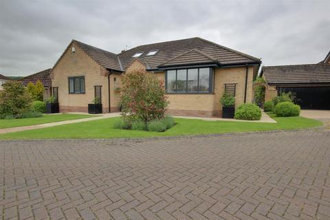 3 bedroom detached bungalow for sale, The Stray, South Cave HU15