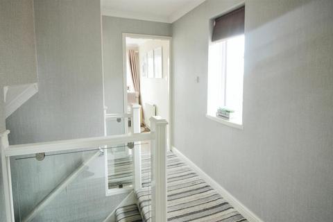 3 bedroom detached house for sale, Stone Brig Lane, Leeds LS26