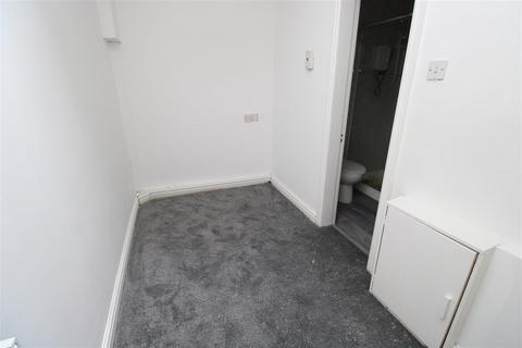 1 bedroom ground floor flat to rent, 91 Hornby Road, Blackpool