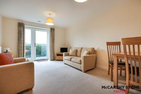 1 bedroom apartment for sale, Springfield Close, Stratford-Upon-Avon, Warwickshire, CV37 8GA