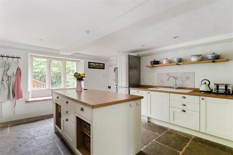 4 bedroom semi-detached house for sale, Bath Road, Woodchester, Stroud