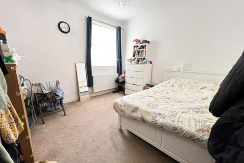 3 bedroom house for sale, Kinfauns Road, Ilford