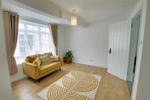2 bedroom terraced house for sale, Chapel Court, St. Ives