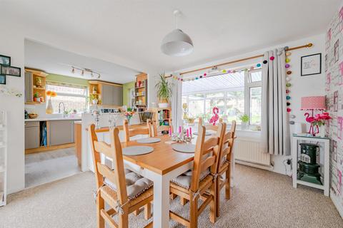4 bedroom detached house for sale, Balmoral Close, Seaford