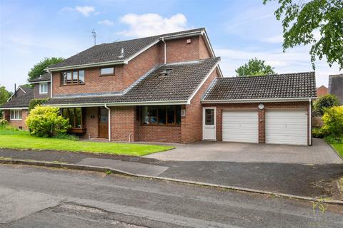 5 bedroom detached house for sale, Allsebrook Gardens, Evesham WR11